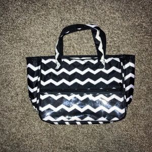 ‼️NWOT‼️ Thirty-one True Beauty Bag - BAG ONLY